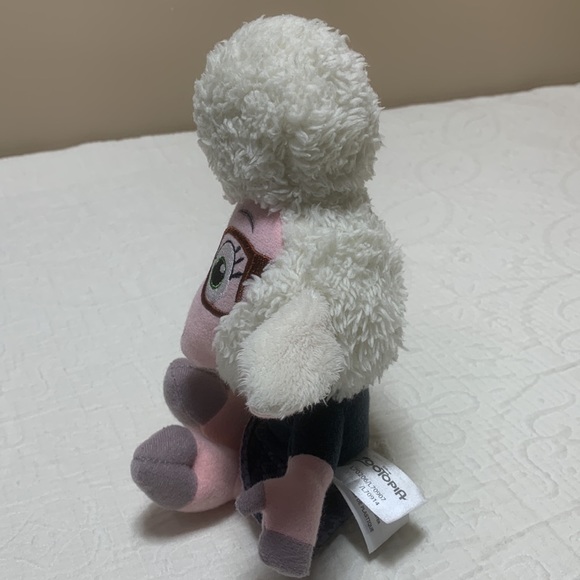 9” Zootopia Assistant Mayor Dawn Bellwether Plush by Toby - Picture 10 of 12